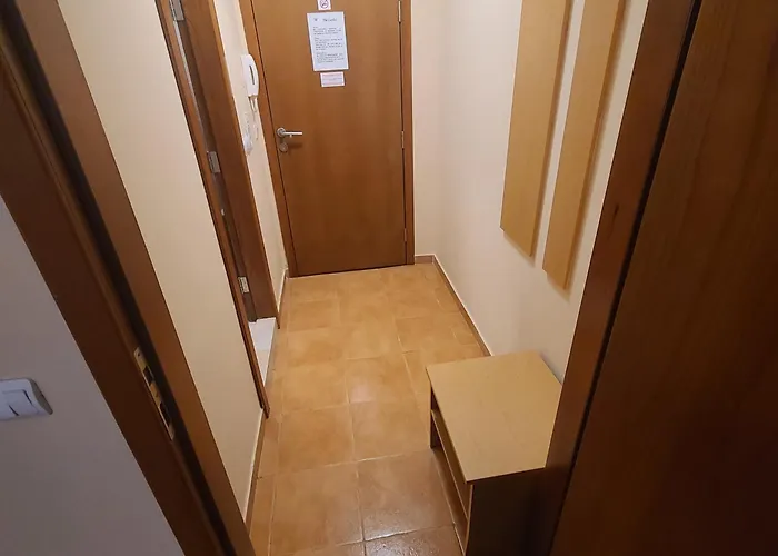 The Castle Bonko アパート パンポロボ